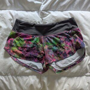 Lululemon Speed Up 2.5" low rise shorts size 2